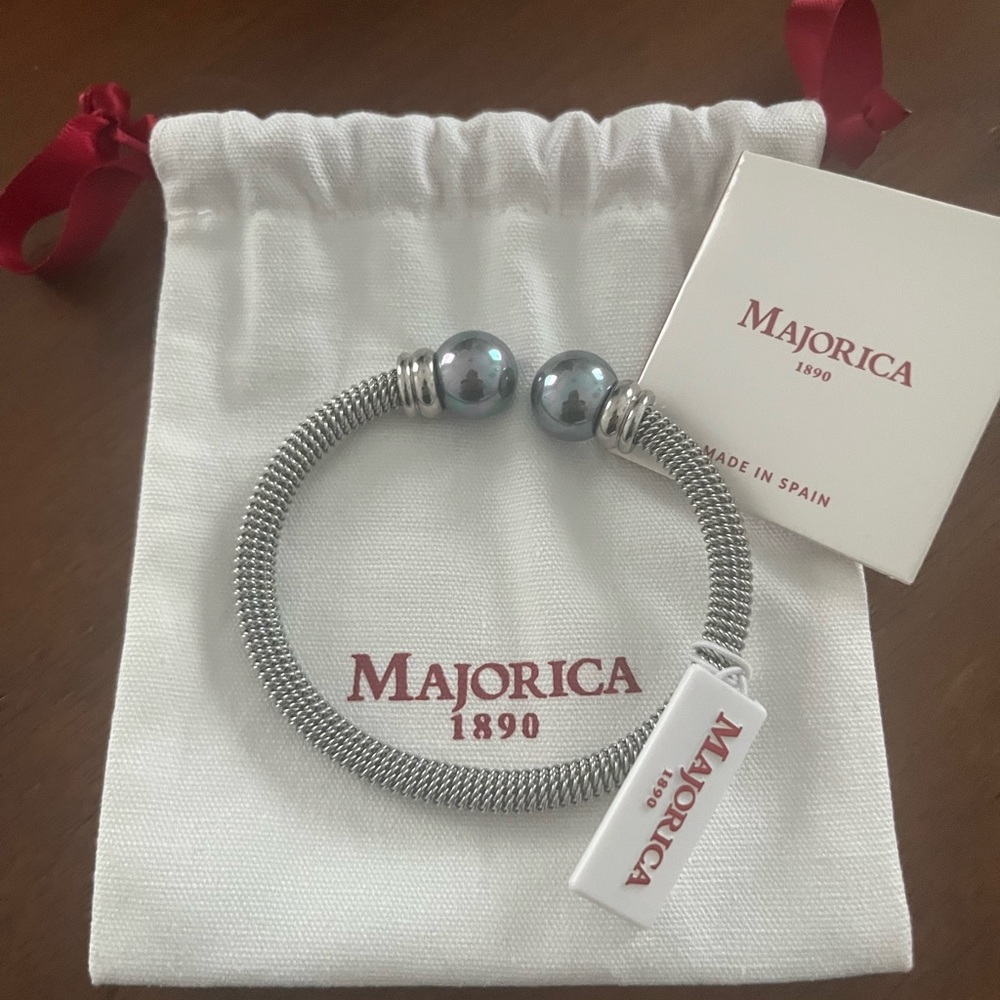 Majorca 1890 gray pearl cuff bracelet